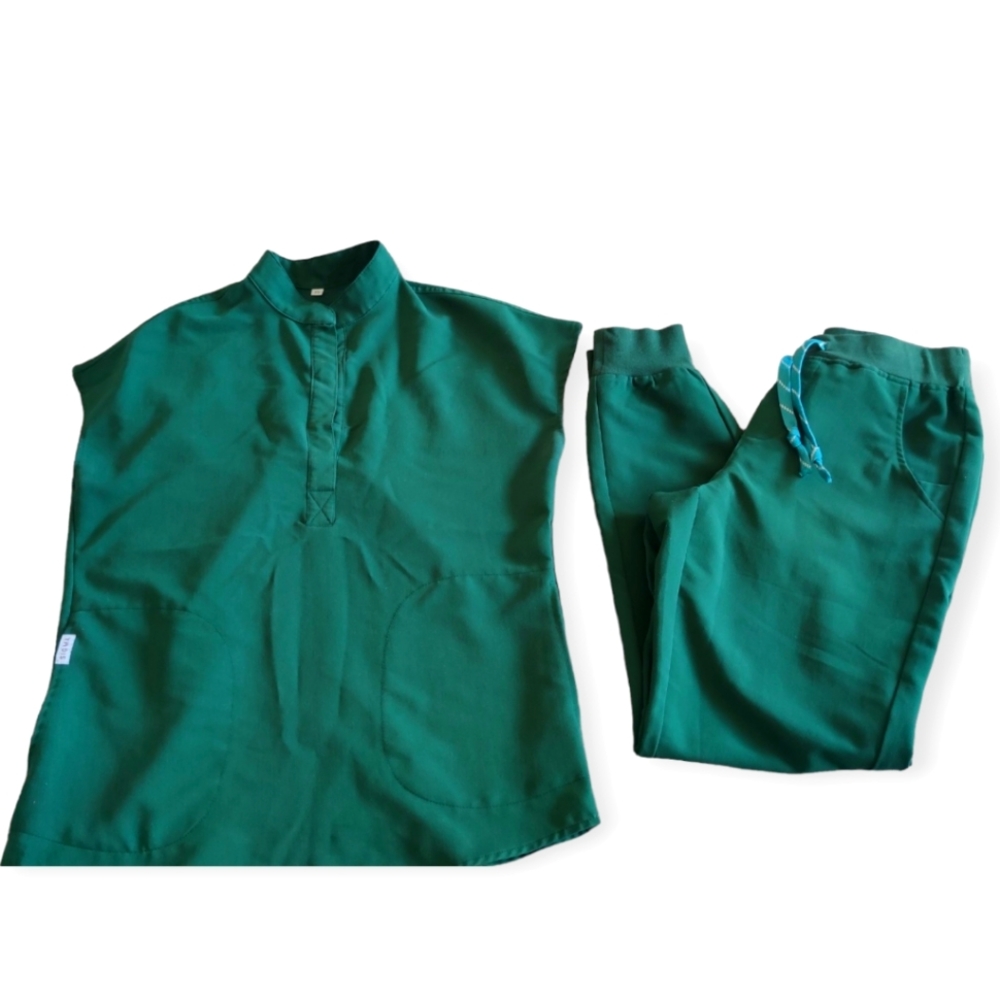 Womens Scrub Set Sigma Brand size XS top & S bottom